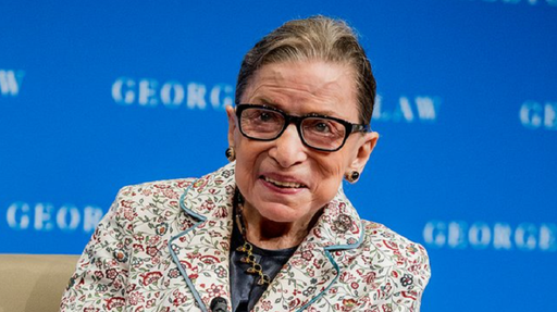 Judecătoarea de la Curtea Supremă americană Ruth Bader Ginsburg, internată cu trei coaste rupte, după ce a căzut în birou