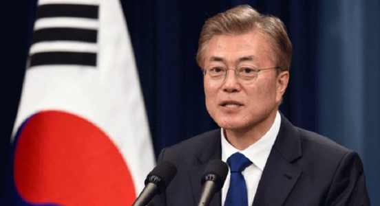 Ministrul sud-coreean al Finanţelor şi un consilier prezidenţial, destiuiţi de Moon Jae-in