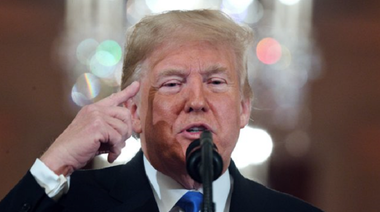 Trump nu a participat la comemorarea în Franţa a militarilor americani ucişi în Primul Război Mondial, din cauza ploii