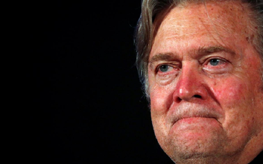 Steve Bannon vrea să facă campanie pentru Viktor Orban în alegerile europene