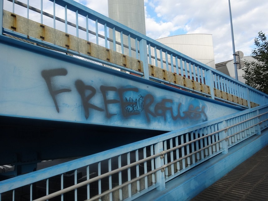 Indignare în Japonia după ce biroul de imigraţie critică un graffiti pro-refugiaţi

