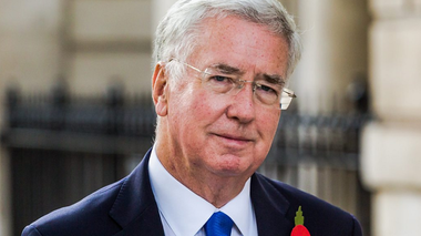 Fostul ministru britanic al Apărării Michael Fallon vrea o amânare a datei Brexitului, în vederea unei ”îmbunătăţiri” a acordului lui May; David Lidington spune că Guvernul nu are un ”plan B” în cazul respingerii acordului în Parlament
