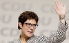 UPDATE Annegret Kramp-Karrenbauer, o apropiară a Angelei Merkel, aleasă de conservatori la conducerea CDU