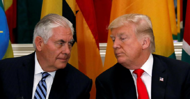 Trump îl insultă pe fostul său secretar de stat Rex Tillerson