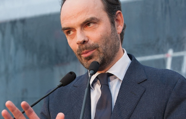 Prim-ministrul francez: O taxă nu poate ameninţa unitatea naţională