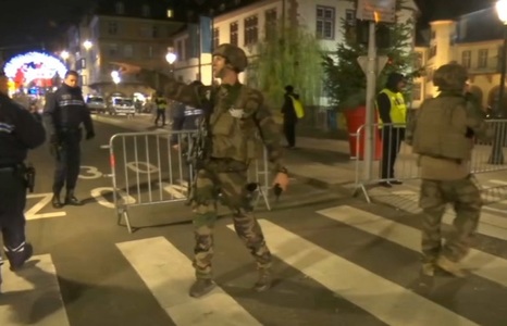 Un mort şi zece răniţi la Strasbourg; atacatorul identificat şi căutat în continuare; secţia antiteroristă a Parchetului Parisului evaluează situaţia