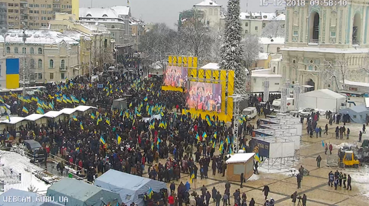 Mii de persoane susţin înfiinţarea unei biserici independente de către un Conciliu la Kiev