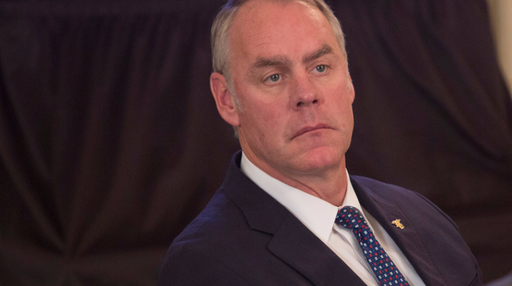 Trump anunţă plecarea secretarului Afacerilor Interne Ryan Zinke