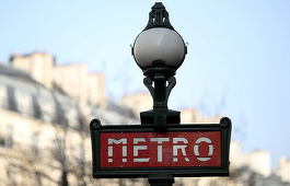 Anchetă în urma unui incident antisemit la metroul parizian în marja ”actului VI” al ”vestelor galbene”