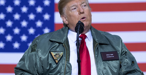 Trump reiterează o retragere ”lentă” a trupelor americane din Siria şi îşi reafirmă succesul împotriva Statului Islamic