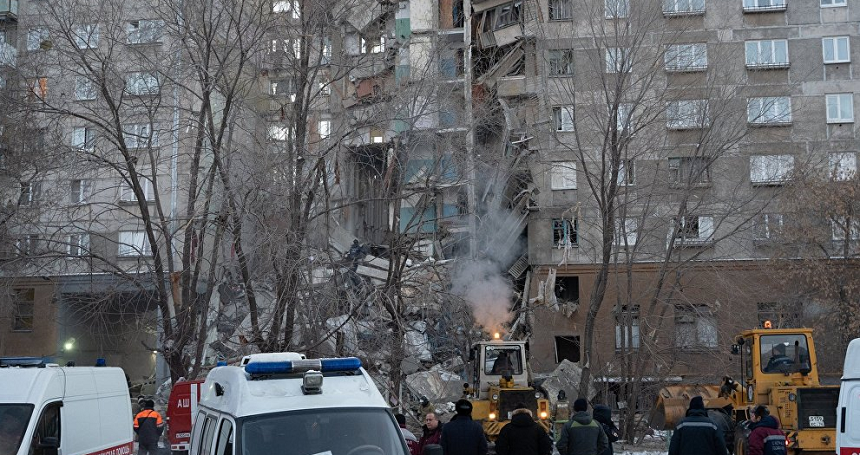 Bilanţul victimelor prăbuşirii blocului de locuinţe din Rusia ajunge la 18 victime

