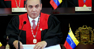 Un judecător de la Curtea Supremă venezueleană, Christian Zerpa, se exilează în SUA şi-l critică pe Maduro înaintea începerii celui de-al doilea mandat de preşedinte