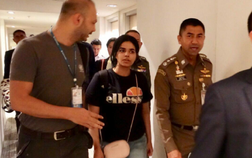 UNHCR examinează atent o solicitare de azil în Australia a unei tinere saudite, Rahaf Mohammed al-Qunun, blocată în Thailanda