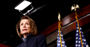 Trump, îndemnat de Pelosi să-şi amâne discursul despre ”starea Uniunii”, din cauza "shutdown"-ului