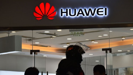 Justiţia americană a deschis o anchetă penală cu privire la presupuse furturi de tehnologie ale grupului chinez Huawei, dezvăluie WSJ