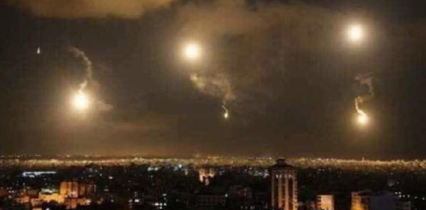 Cel puţin 11 combatanţi loiali regimului de la Damasc, ucişi în atacurile israeliene, anunţă SOHR