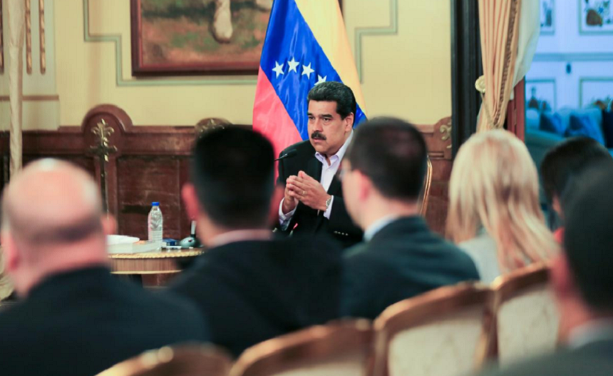 Maduro, supus unor presiuni tot mai puternice de către SUA