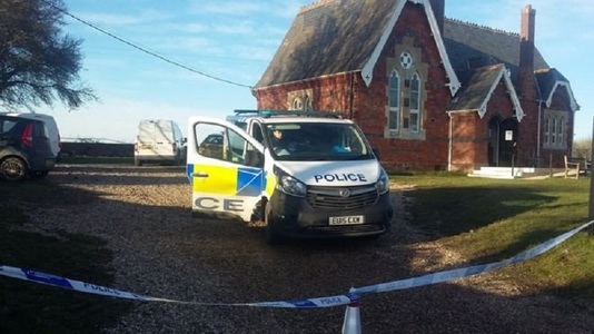 Un bărbat a murit după ce un avion ultrauşor s-a prăbuşit în Essex