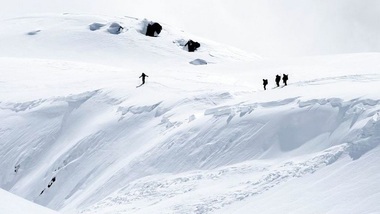 Italia: Schiori din Marea Britanie şi Franţa au murit în urma unei avalanşe