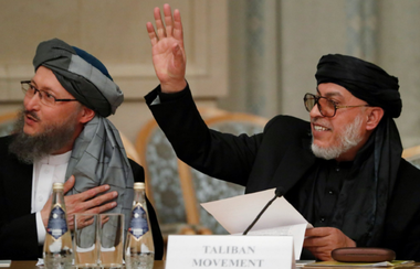 SUA ar fi propus să-şi reducă la jumătate contingentul în Afganistan, dezvăluie talibanii la negocieri cu opoziţia afgană la Moscova