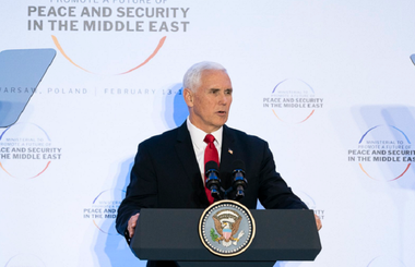 Pence îi îndeamnă pe europeni, la Varşovia, să rupă acordul nuclear cu Iranul, pe care-l acuză că pregăteşte ”un nou Holocaust”
