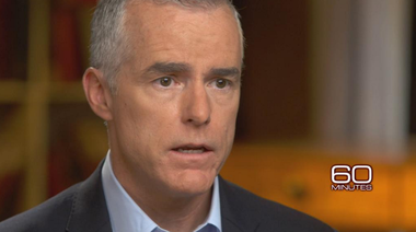 Fostul director interimar al FBI Andrew McCabe dezvăluie discuţii în Guvern şi FBI în vederea îndepărtării lui Trump de la putere, în urma unor temeri că preşedintele ar fi putut îngropa ancheta rusă