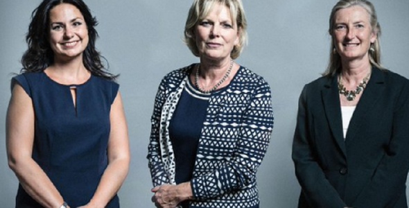 Trei deputate Heidi Allen, Anna Soubry şi Sarah Wollaston demisionează din Partidul Conservator, denunţând ”gestionarea dezastruoasă a Brexitului de către Guvernul” May şi se alătură Grupului Independent al unor demisionari laburişti