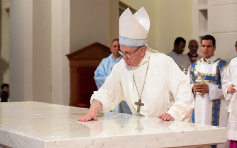 Papa Francisc promite măsuri concrete împotriva abuzurilor sexuale ale preoţilor


