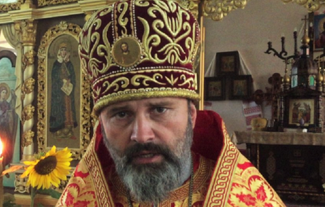 Reprezentantul noii Biserici Ortodoxe Ucrainene în Crimeea, arhiepsicopul Kliment, arestat timp de câteva ore, denunţă o ”răzbunare”