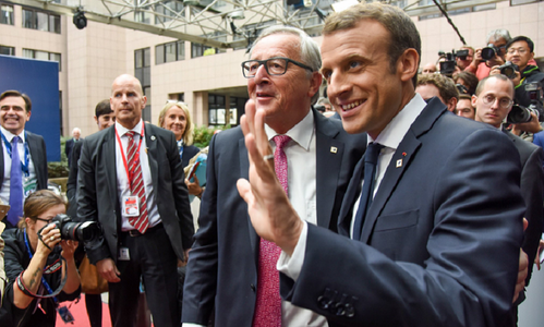 Juncker salută ”contribuţia importantă la dezbaterea europeană” a lui Macron