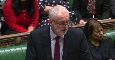 Corbyn o îndeamnă pe May să accepte un nou referendum, în vederea ieşirii din impasul Brexitului