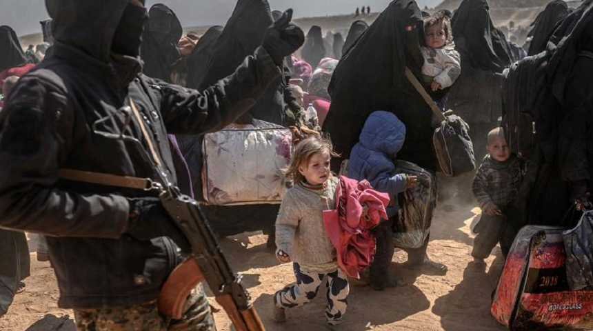 Franţa repatriază din Siria mai mulţi copii orfani şi izolaţi de jihadişti