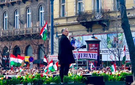 Viktor Orban îşi afişează, de Ziua Naţională a Ungariei, alianţa cu Polonia, denunţă ”coşmarul” federalismului european şi anunţă ”o spectaculoasă renaştere a Europei Centrale” condusă de un tandem ungaro-polonez
