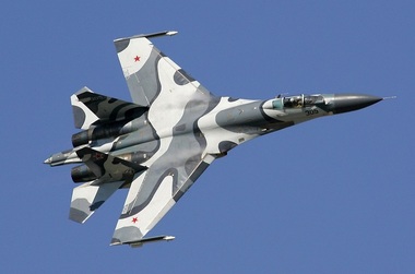  Două avioane militare ruseşti au interceptat un bombardier american determinându-l să se îndepărteze de la graniţa Rusiei - VIDEO