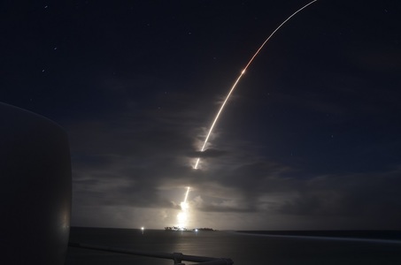 SUA anunţă efectuarea cu succes a unui test de interceptare a unei rachete balistice intercontinentale - VIDEO
