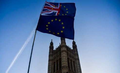 Parlamentul britanic a respins toate cele patru opţiuni alternative la Brexit

