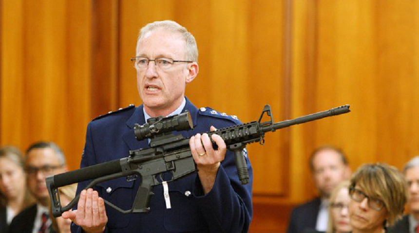 Înăsprirea legii cu privire la armele de foc, adoptată în prima lectură de Parlamentul neozeelandez