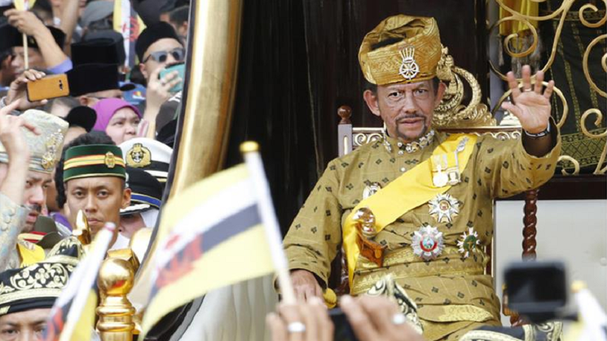 Sultanatul Brunei instaurează lapidarea pentru a pedepsi relaţiile homosexuale