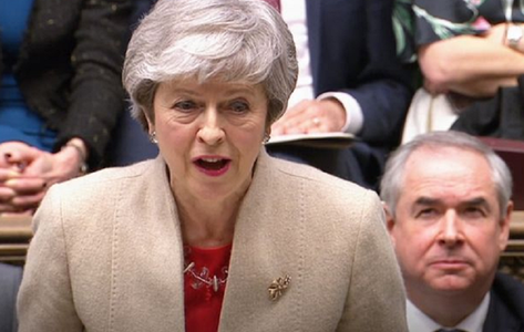 Camera Comunelor a aprobat un proiect de lege care îi cere premierului Theresa May să solicite o amânare de lungă durată a Brexitului


