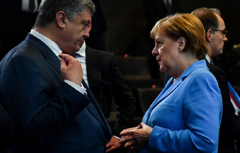 Merkel îl primeşte pe Poroşenko cu doar nouă zile înaintea turului doi al alegerilor prezidenţiale ucrainene
