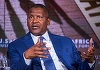 Cel mai bogat african spune că a retras cândva 10 milioane de dolari de la bancă pentru a se uita la bani şi a înţelege că nu are doar nişte numere pe hârtie