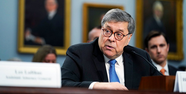 Raportul Mueller cenzurat, publicat într-o săptămână, anunţă Barr într-o audiere în Congres; Putin nu spune, la Sankt Petersburg, dacă vrea ca Trump să obţină victoria în alegerile prezidenţiale din 2020 şi evocă dezacorduri