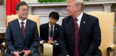 Trump pretinde că nu ştie nimic despre WikiLeaks, în pofida faptului că a lăudat site-ul de peste 100 de ori