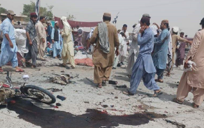 Pakistan: Cel puţin 16 persoane ucise într-un atac cu bombă dintr-o piaţă în regiunea Balukistan

