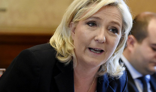 Cu ”migranţii e ca şi cu eolienele”, consideră şefa extremei drepte franceze Marine Le Pen