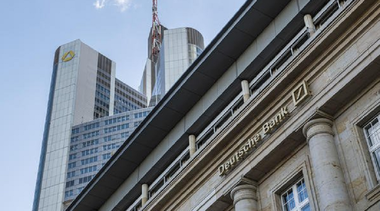 Democraţiii cer informaţii bancare, inclusiv Deutsche Bank, legate de Trump
