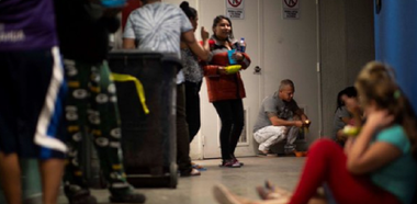 Aproximativ 1.000 de migranţi cubanezi la frontiera dintre Mexic şi SUA, alţi 400 intră într-o caravană în drum către teritoriul american