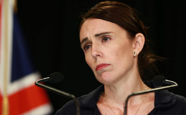 Jacinda Ardern şi Emmanuel Macron vor găzdui un summit la Paris în care vor face apel la companiile de tehnologie şi la alte ţări să ia măsuri pentru combaterea extremismului online

