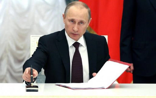 UE acuză Moscova de ”exacerbarea” tensiunilor în Ucraina, Germania şi Franţa condamnă acordarea naţionalităţii ruse separatiştilor din Donbas