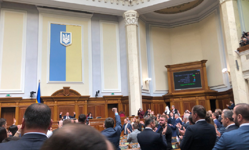 Kievul adoptă o lege care consolidează folosirea limbii ucrainene